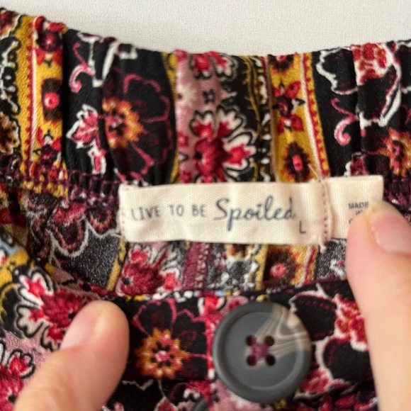 Lived to Be Spoiled Womens Wide Leg Flowered Pants Size Large - Picture 6 of 7